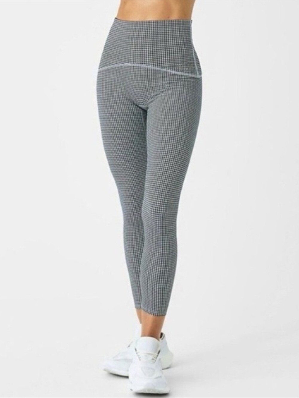 Spanx Booty Boost High-Waisted Leggings In Navy And White Houndstooth Size M NWT